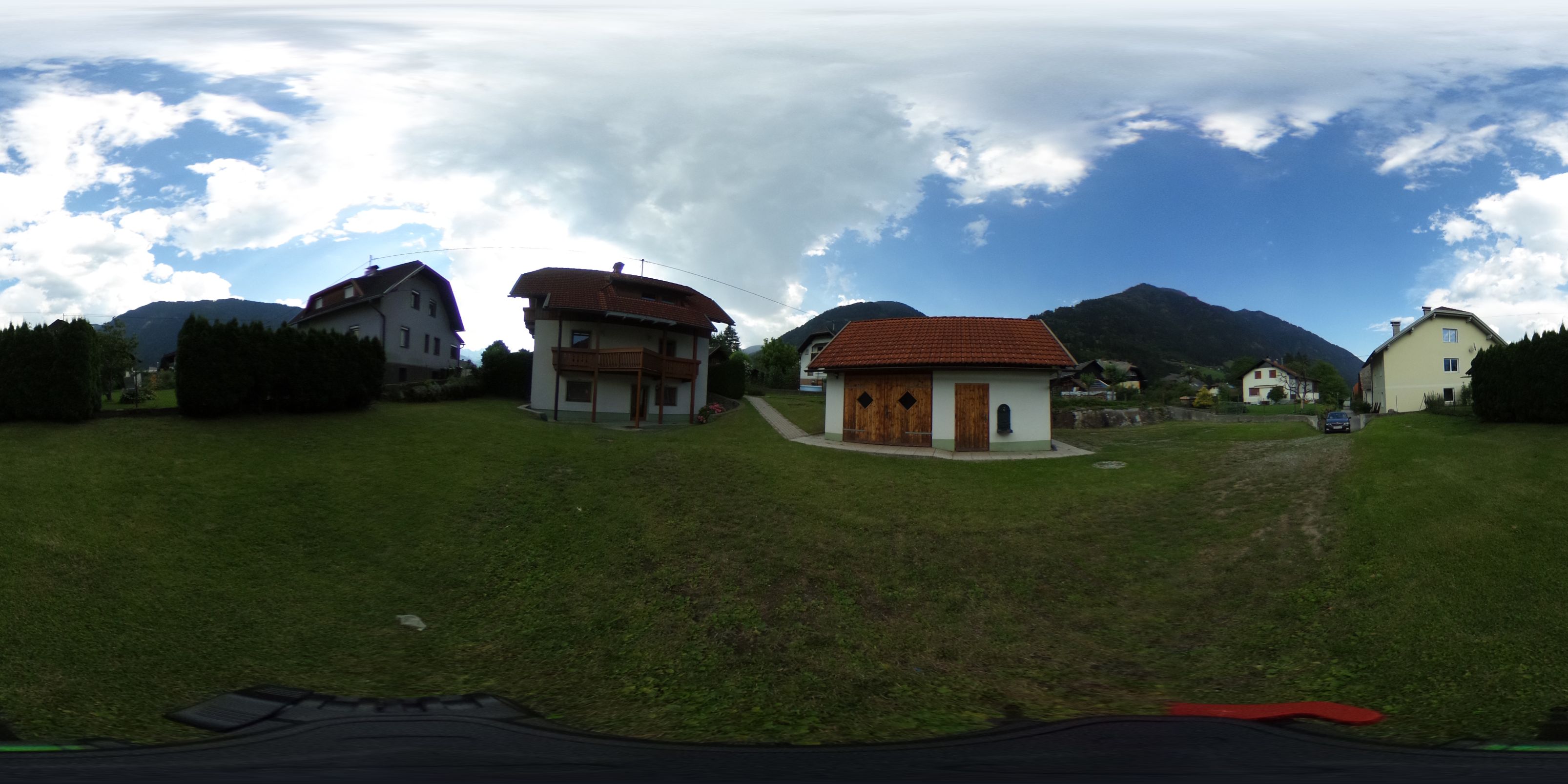 Gemütliches Haus mit großem Garten - Immoviewer