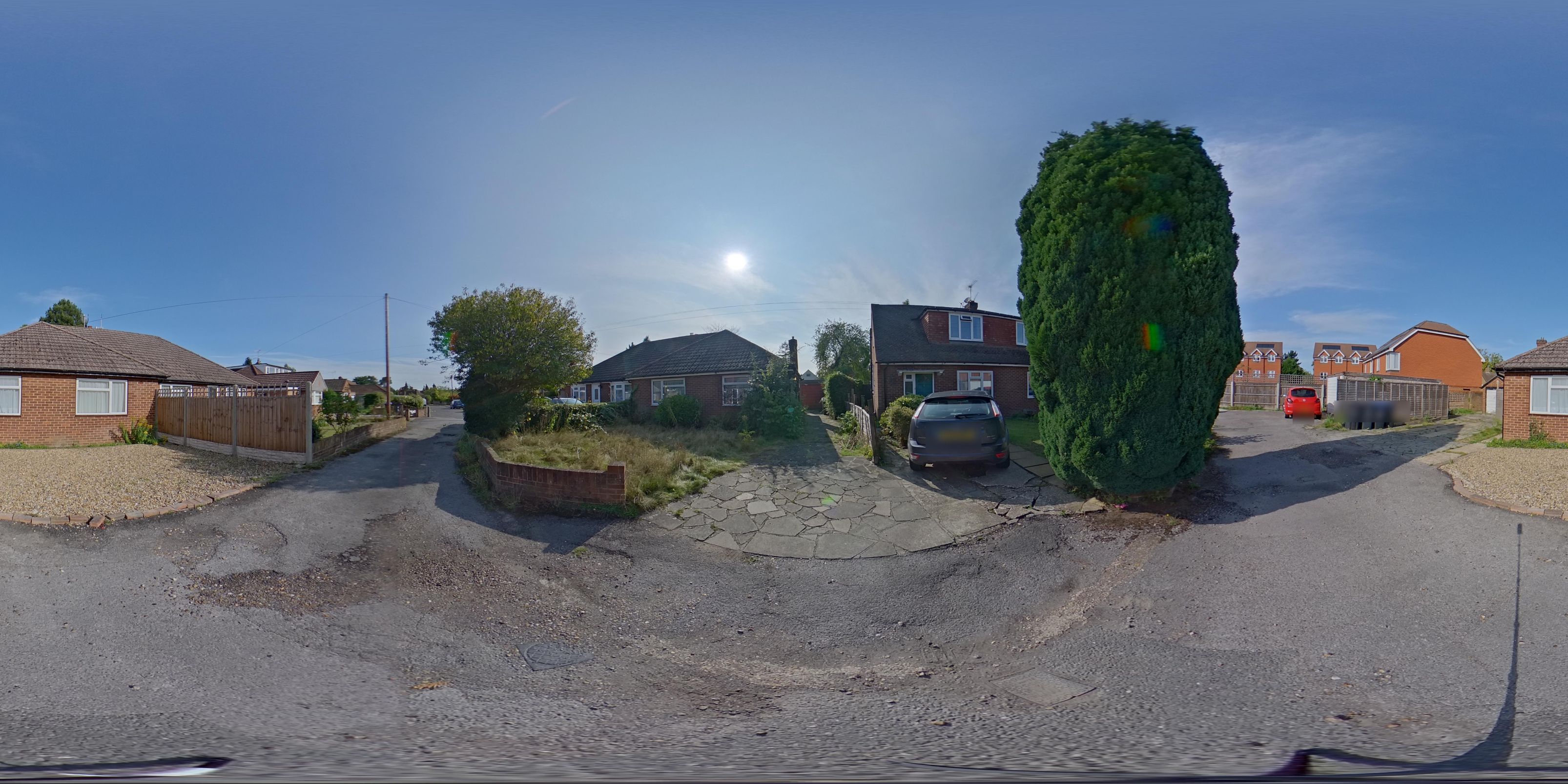 VV511504 Kingfield Gardens GU22 Immoviewer